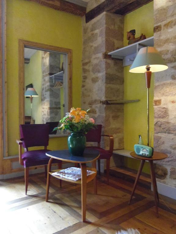Place Des Nobles Bed and Breakfast Cuiseaux Habitación foto